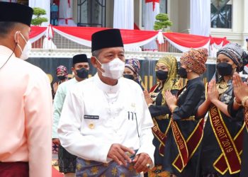 Wakil Gubernur Jambi, Drs.H.Abdullah Sani,M.Pd.I,  saat datang di Peringatan Hari Ulang Tahun (HUT) ke 65 Provinsi Jambi (foto:Ist)