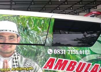 Mobil Milik Muhammad Kemas Vanezar Ardiansyah Warga Perumahan Citraland Mayang, Kecamatan Kotabaru, Kota Jambi Rela Mengubah Mobil Alphard Jadi Ambulance Gratis