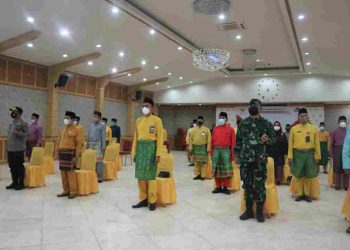 Sekda Tanjab Barat saat ikuti peringatan hari lahir pancasila (Foto: Ga)