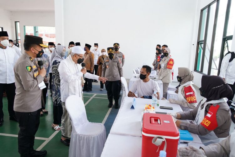 Kegiatan baksos kesehatan di Banten (foto: Dok Div Humas Polri)