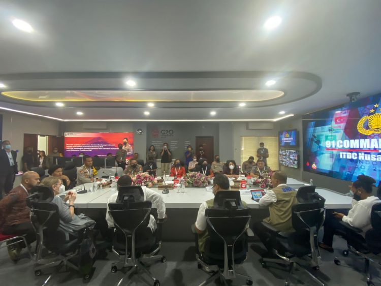 Kunjungan resmi ke 91 Command Center ITDC di Bali (foto: Dok Div Humas Polri)