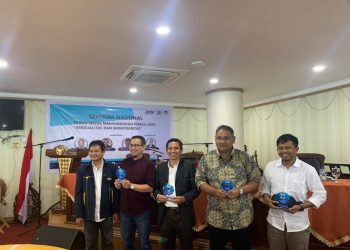 Ketua Umum JMSI Teguh Santosa dalam Seminar Nasional JMSI Sumatera Barat (foto: Dok JMSI Sumbar)