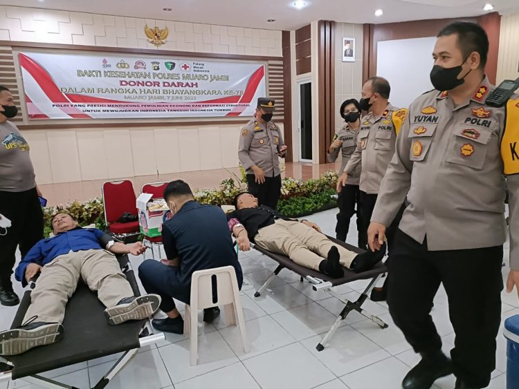 Pelaksanaan Bhakti sosial Donor Darah polres Muaro Jambi (foto: Ga)