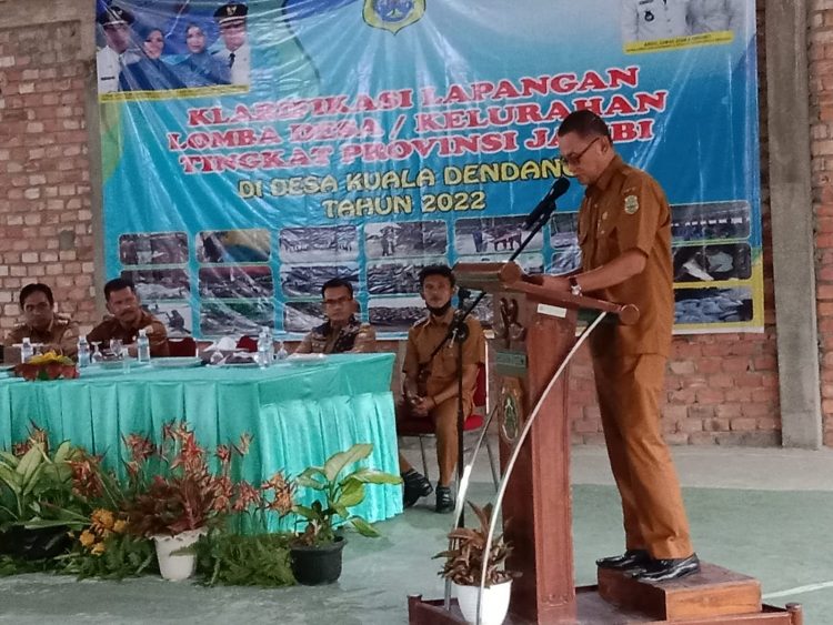 Basri, S.THI., MM saat memberi sambutan (foto: GA)