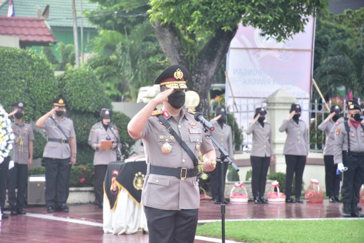 Kapolda Jambi Pimpin Upacara Tabur Bunga di TMP Satria Bhakti (foto: Ist)