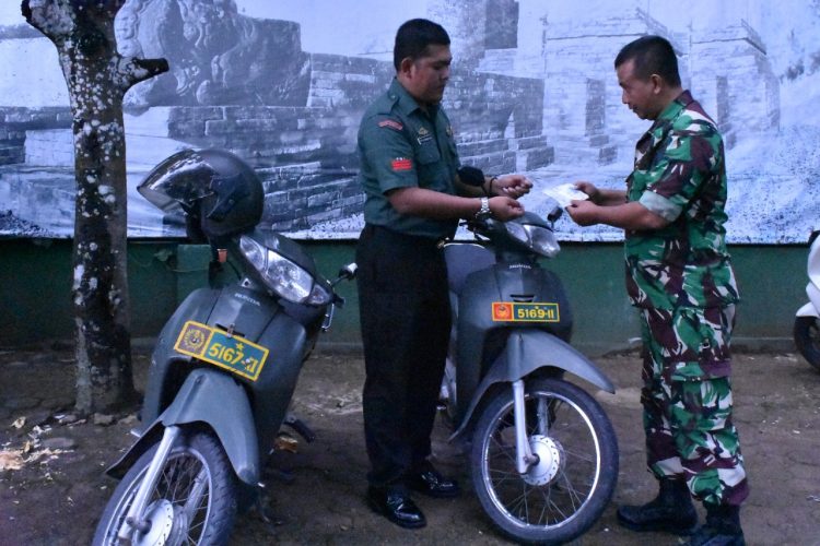 Korem 042/Gapu Cek Material Kendaraan Dinas (foto: Dok Penrem 042/Gapu)