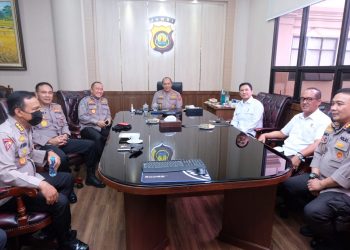 Kapolda Jambi bersama Tim Divhubinter Polri (foto: Ist)