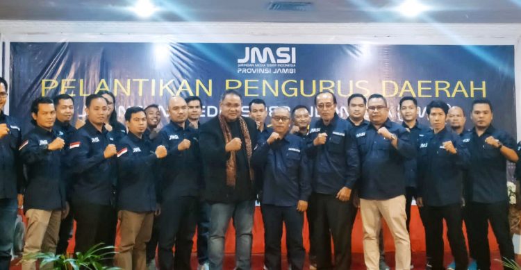 Ketum JMSI Teguh Santosa bersama Pengda JMSI Provinsi Jambi (foto: wan)