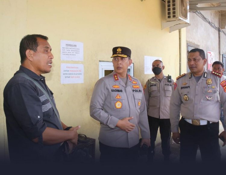 Kapolda Jambi saat  mengecek  Langsung Pool Transportir Batu Bara PT WSP  (foto; Ist)