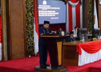 Al Haris pada Rapat Paripurna Dewan Perwakilan Rakyat Daerah (DPRD) Provinsi Jambi (foto: ist)