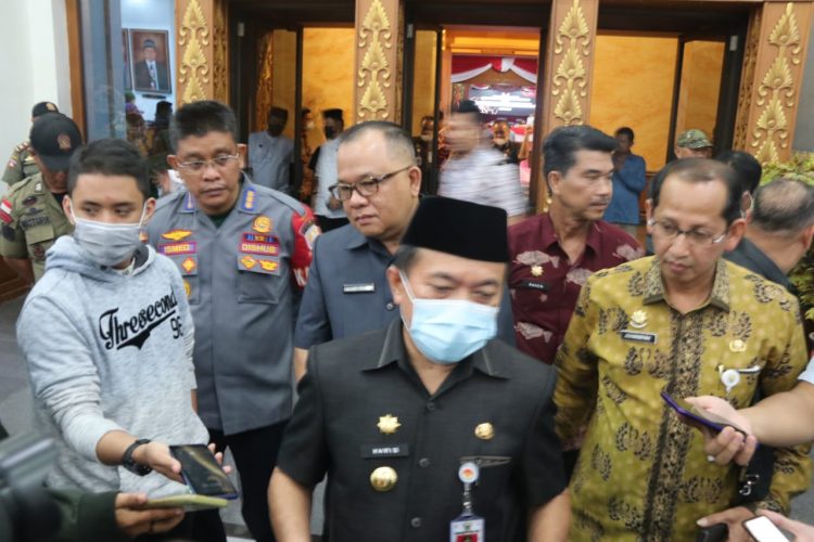 Gubernur Al Haris usai Rapat Paripurna DPRD Provinsi Jambi (foto: ist)