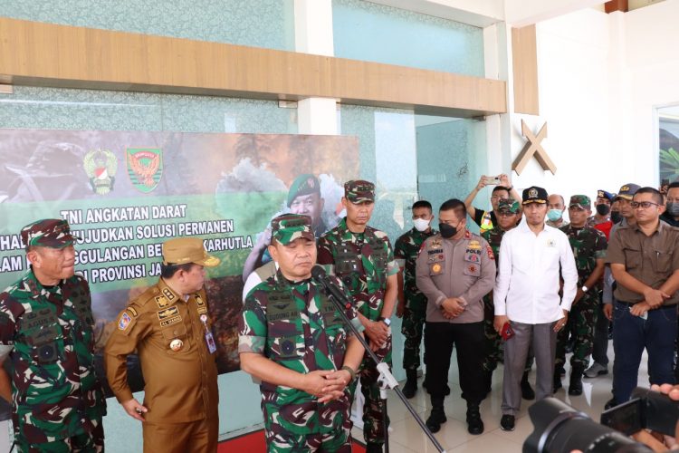 Wakapolda Jambi Ikuti Peninjauan Lokasi Rawan Karhutla (foto: Ist)