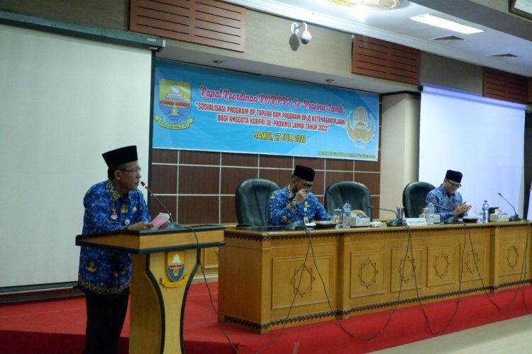 Wagub Jambi, Abdullah Sani saat memberi sambutan (foto:Ist)