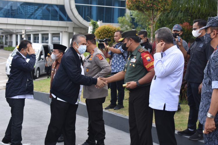 Danrem 042/Gapu Sambut Kedatangan Rombongan Tim Komisi III DPR RI (Dok Penrem 042/Gapu)