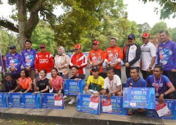 Kasrem 042/Gapu Dampingi Gubernur Jambi Lepas Peserta Lomba Lari 10 K Foto: Dok Penrem 042/Gapu)