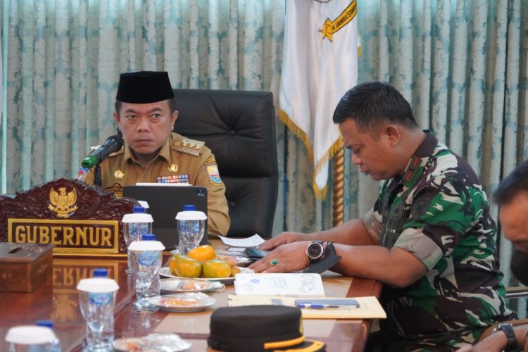 Danrem 042/Gapu Brigjen TNI Supriono, S.IP., M.M., saat hadiri Rakor Pengendalian Inflasi Daerah (foto: Dok Ist)