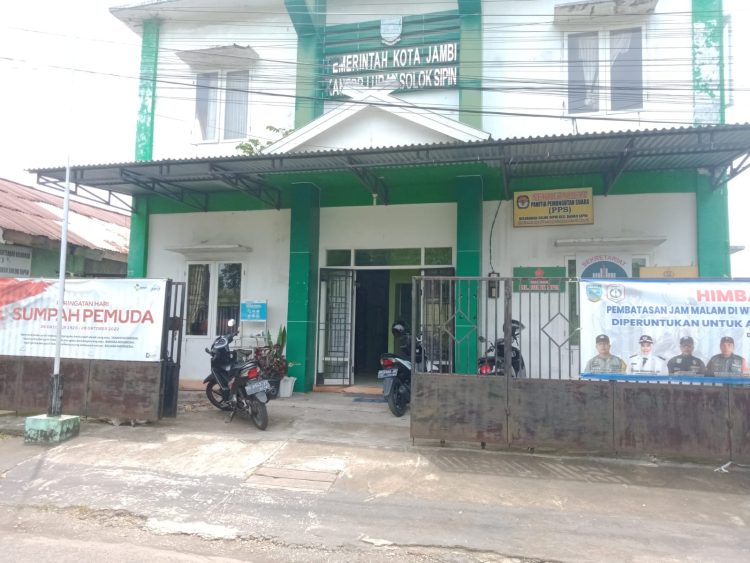 Tampak Depan Kantor Lurah Solok Sipin (Dok Ist)