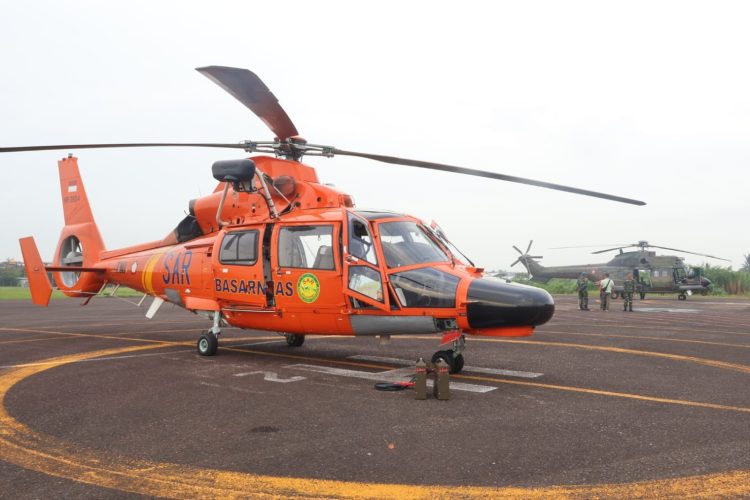 Helikopter Evakuasi Kapolda dan Rombongan (Dok Foto:Humas Basarnas Jambi)