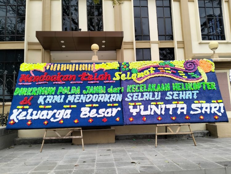 Papan Ucapan Ys Mama Muda untuk Kapolda Jambi (Dok Foto:Dok Ist)