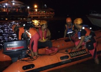 Tima Basarnas Langsung Melakukan Evakuasi Kecelakaan Kapal (Dok Foto:Humas Basarbas Jambi