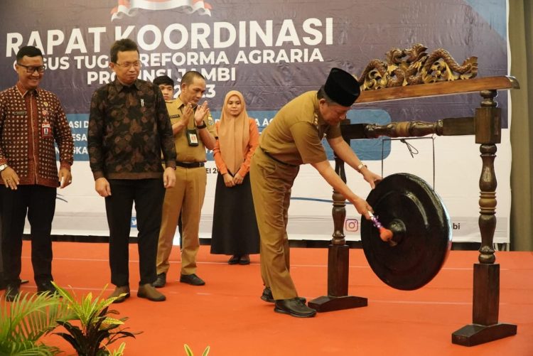 Wagub Jambi Membuka Secara Resmi  Reforma Agraria (Dok foto:Komimfo Jambi)