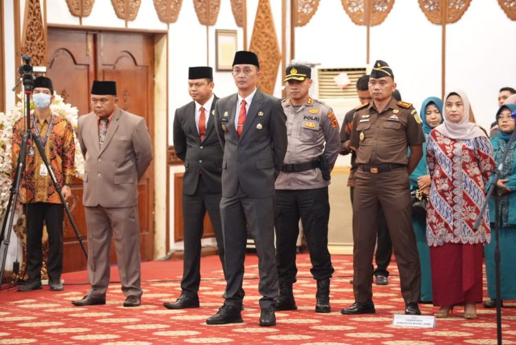 Pj Bachyuni bersama Unsur Forkompida (Dok Foto:Humas Komimfo Muaro Jambi)