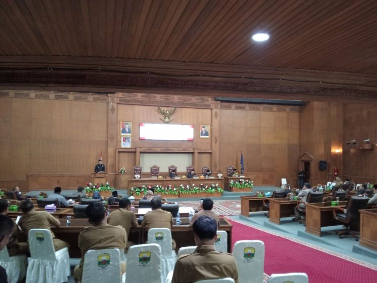 Rapat Paripurna DPRD Muaro Jambi (Dok Foto:*)