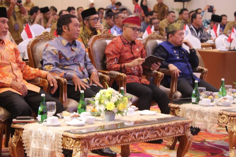 Gubernur Jambi Bersama Menpan RB (Dok Foto:Humas Kominfo)