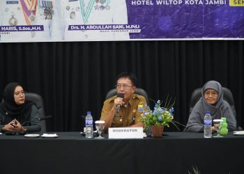 Kepala Bidang Informasi Publik dan Statistik, Sabri Yanto, S.H., M.H Memberi Sambutan (Dok Foto:Diskominfo Provinsi Jambi)