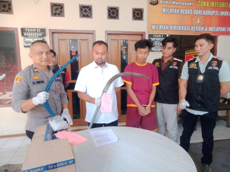 Tampak Barang bukti dan Pelaku bersama Kepolisian Polresta Kota Jambi (Dok foto:Rfo)