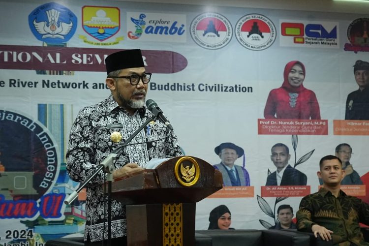 Pjs Gubernur Jamb Sudirman saat memberi sambutan pertemuan antar internasional (Dok foto:Kominfo)