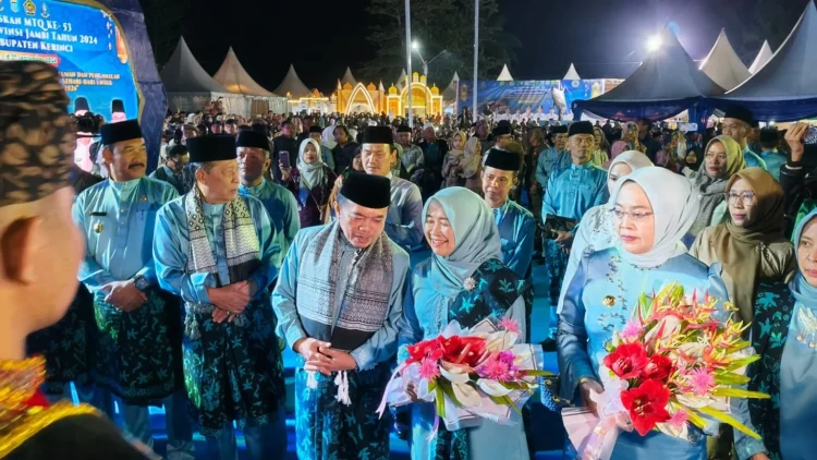 Gubernur Jambi beserta istri dan Wagu Jambi Abdullah Sani (dok foto:*)