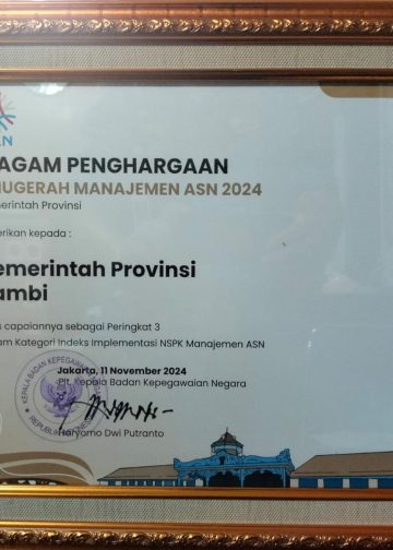 Piagam Penghargaan Anugrah Management ASN 2024 (Dok Foto:Kominfo Provinsi Jambi)